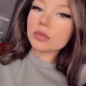 Meet your Posher, Mackenzie